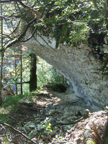 ROCHE DU PRêTRE