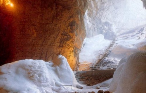 GROTTE DE LA GLACIèRE